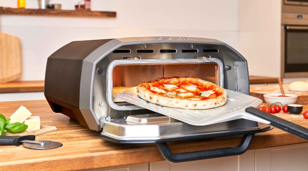 How to Use an Oven Professionally for Pizza Making